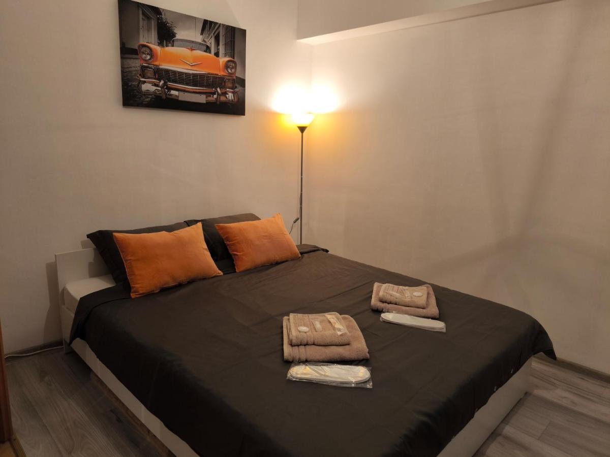 Apartament Old Town - Victoriei 3 Bucureşti
